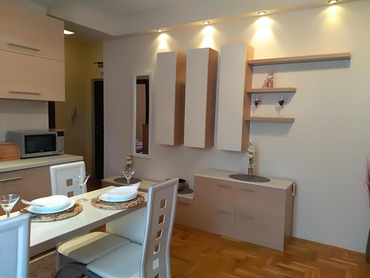 Apartman Nina Vojvode Stepe Vozdovac Voždivac Zewnętrze zdjęcie